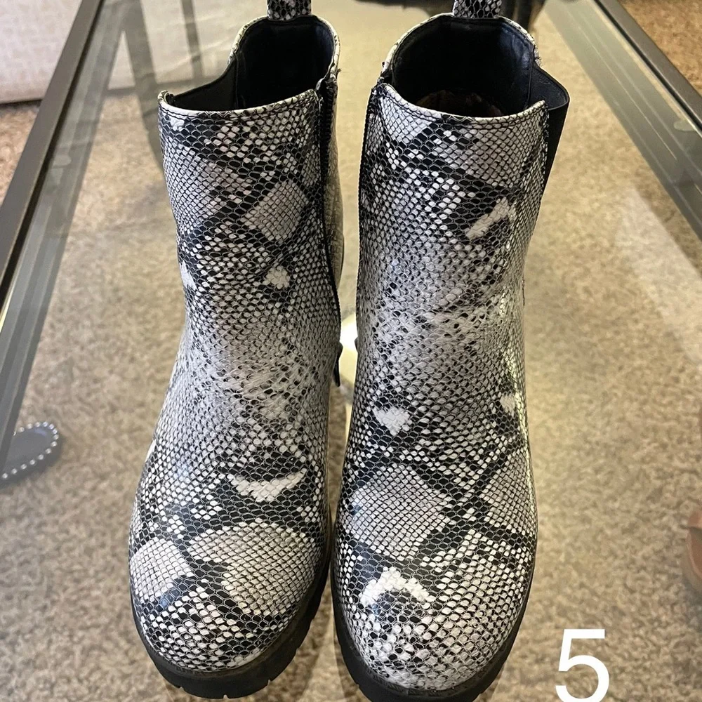 Snake Print Boots - Picture 2 of 3